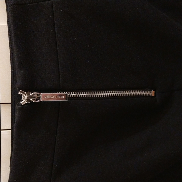 Michael Kors black skirt Sz 6 - Picture 4 of 8